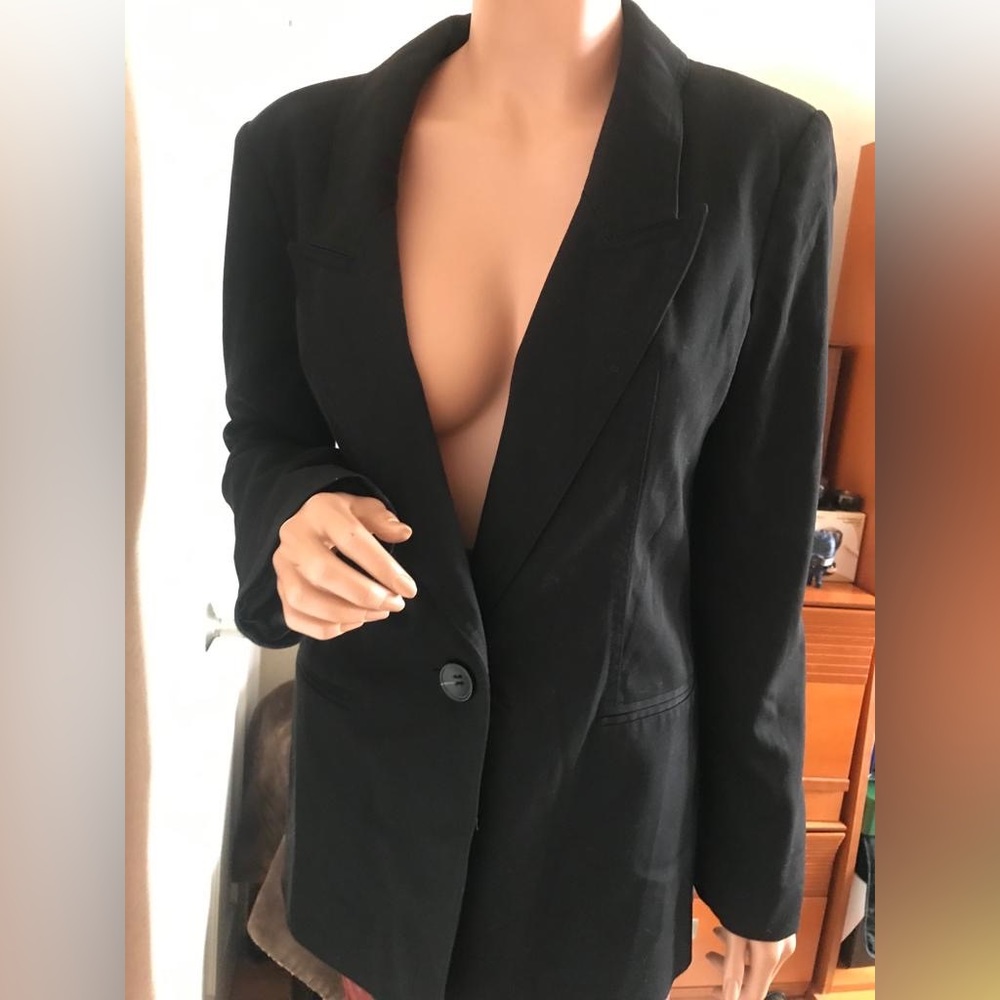 Bebe black long jacket in sz 8. Good condition